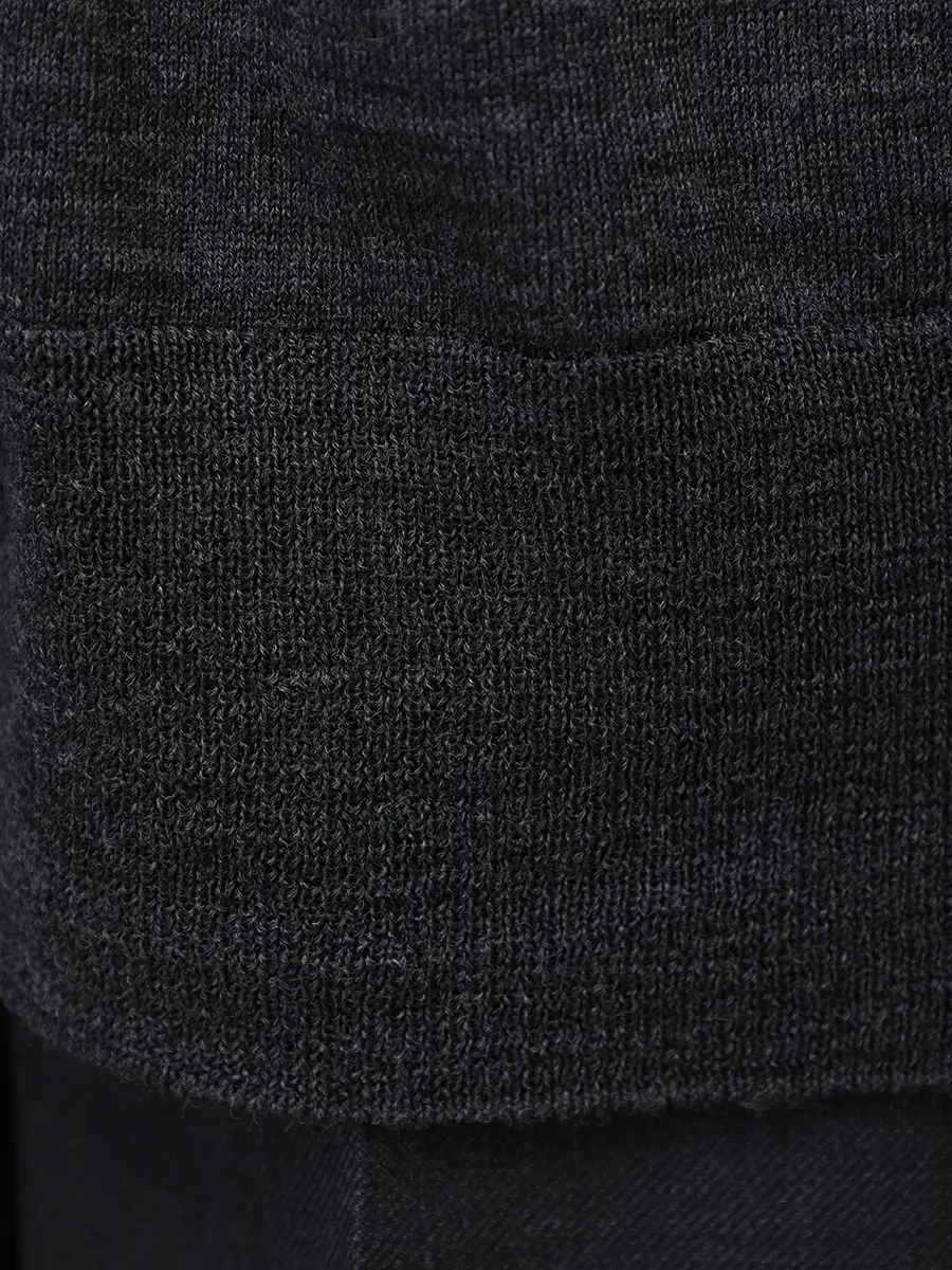 Пуловер шерстяной