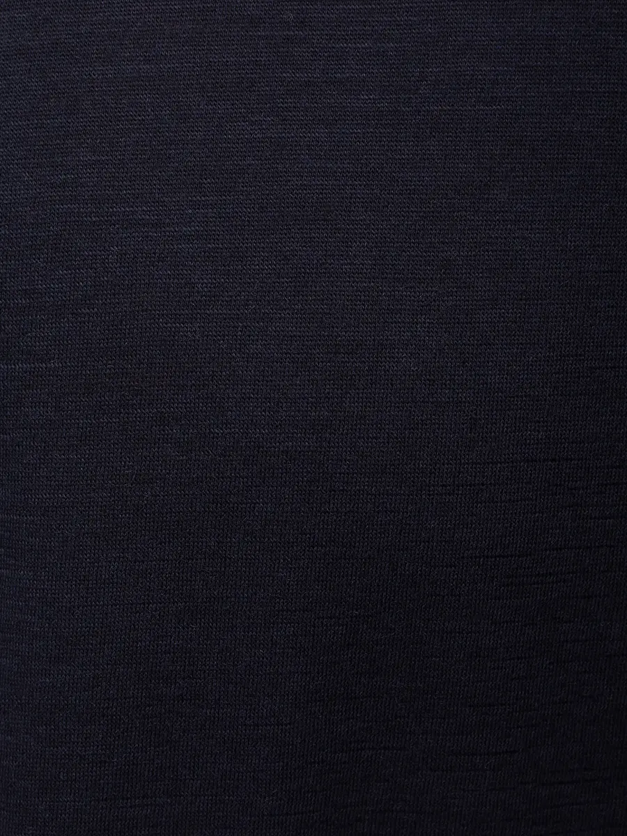 Футболка из шерсти