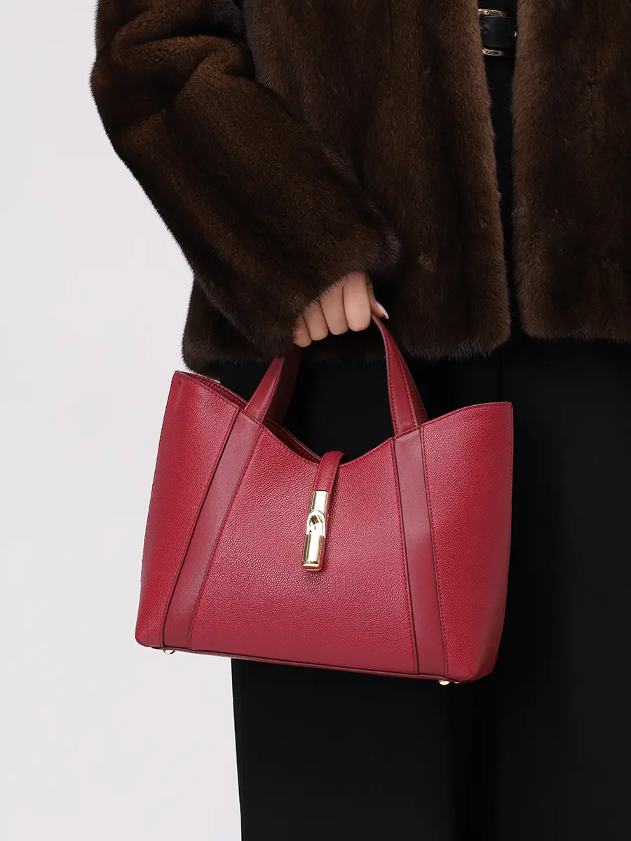 Сумка кожаная Goccia