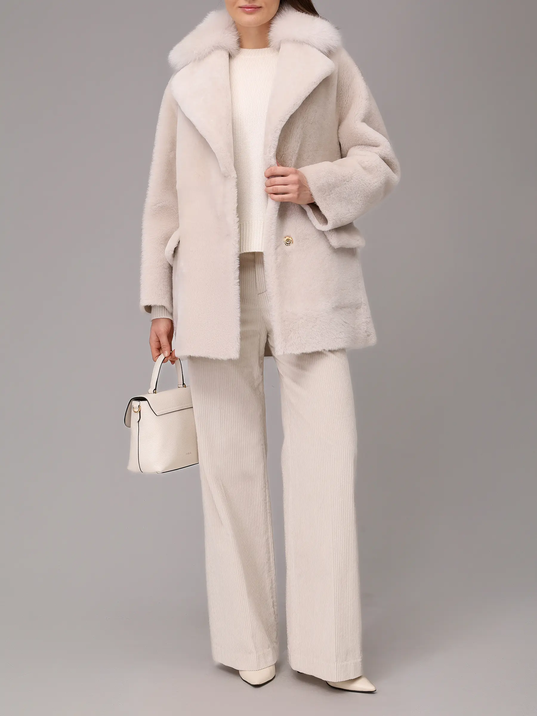 Шуба из овчины с мехом лисы