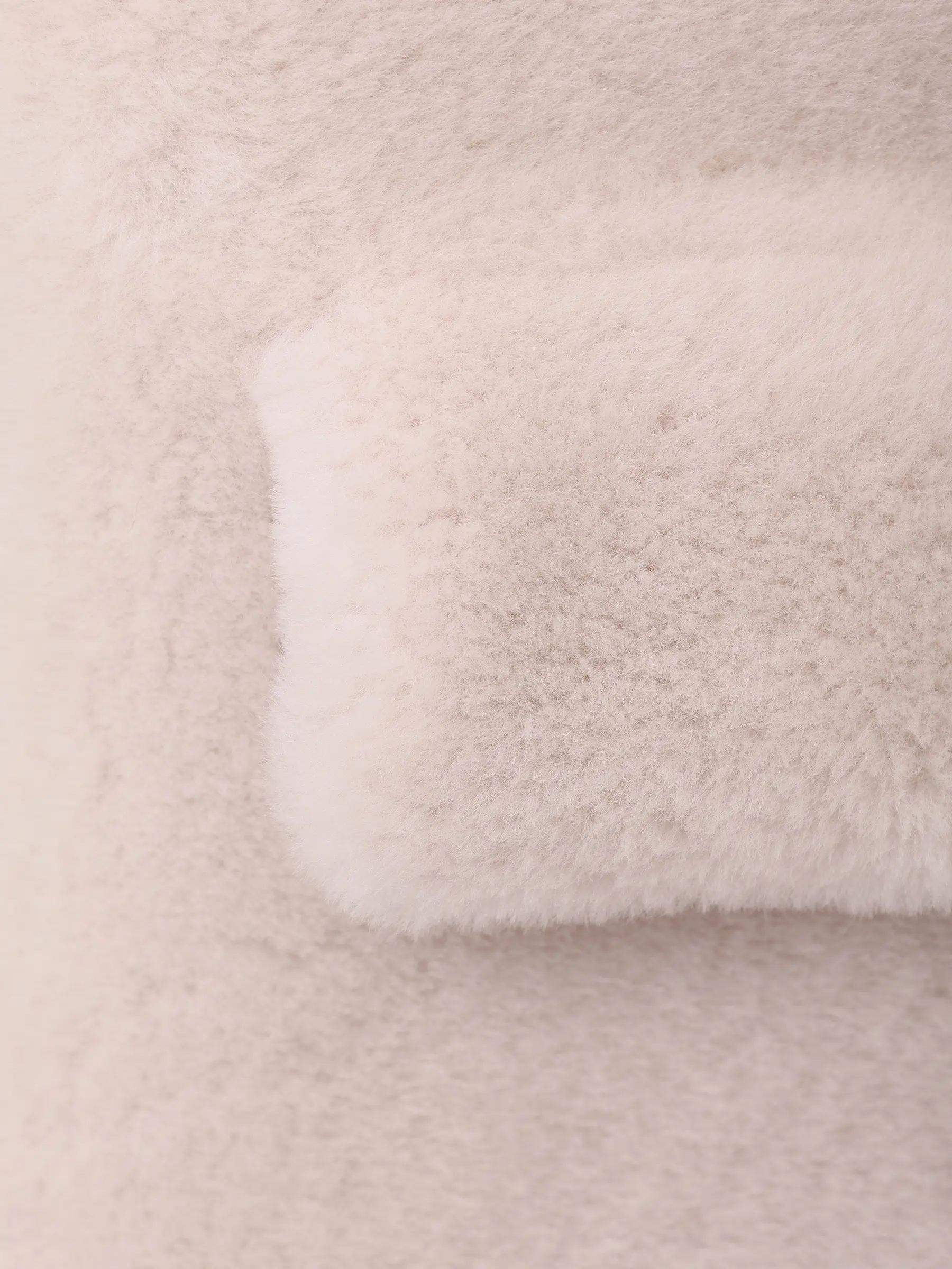 Шуба из овчины с мехом лисы