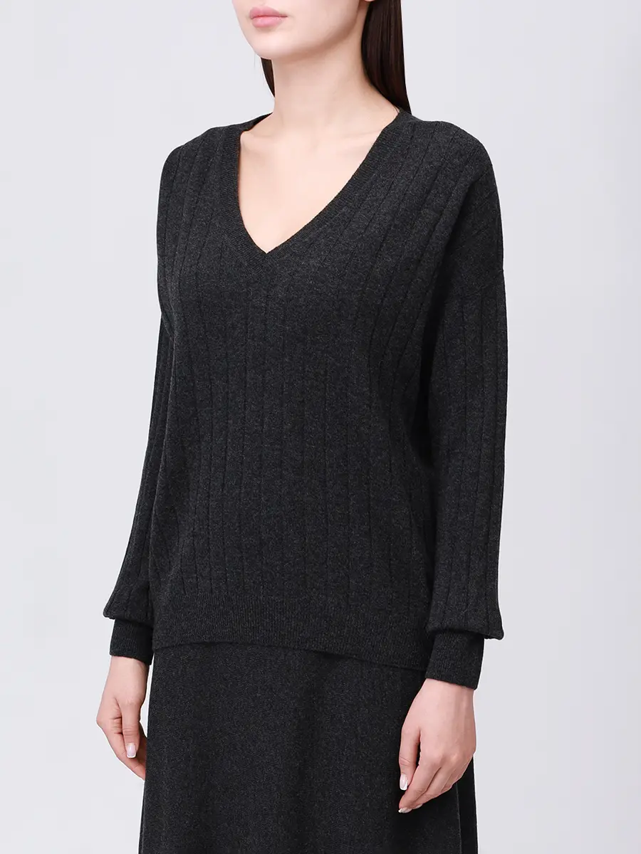 Пуловер шерстяной