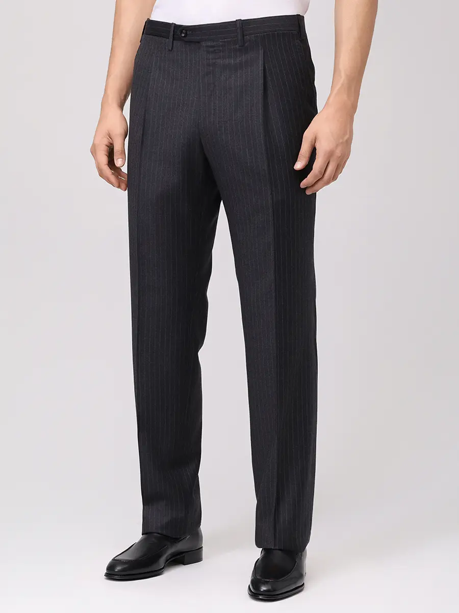 Костюм шерстяной