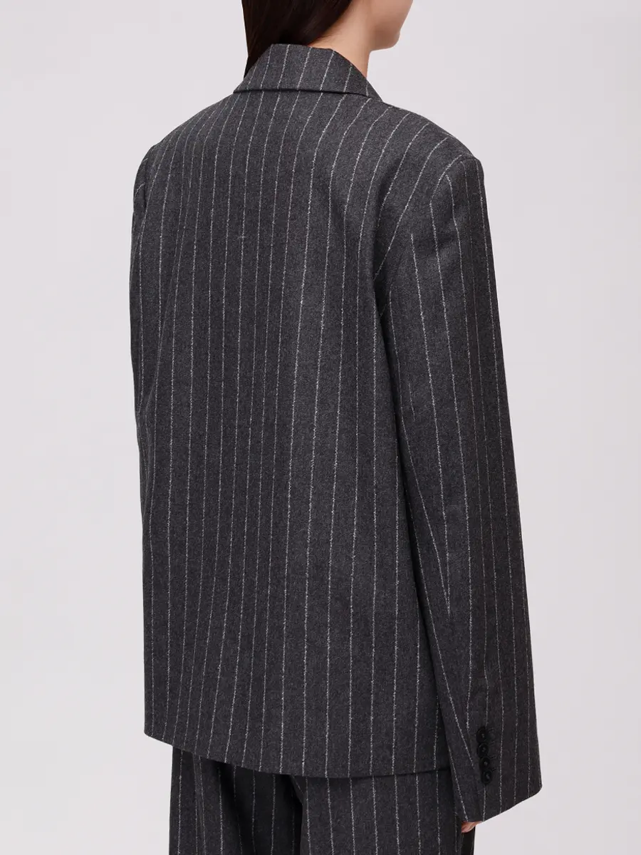 Пиджак шерстяной