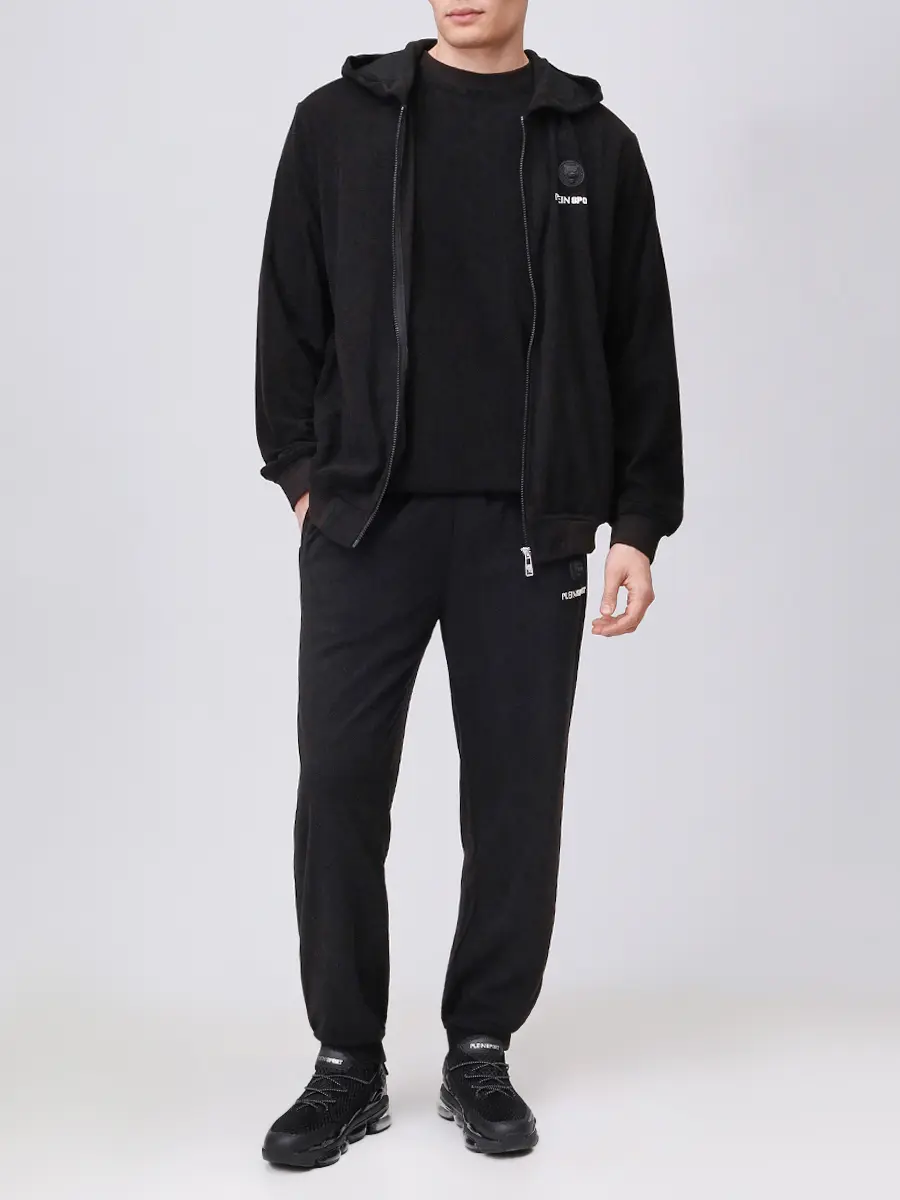 Футболка с логотипом