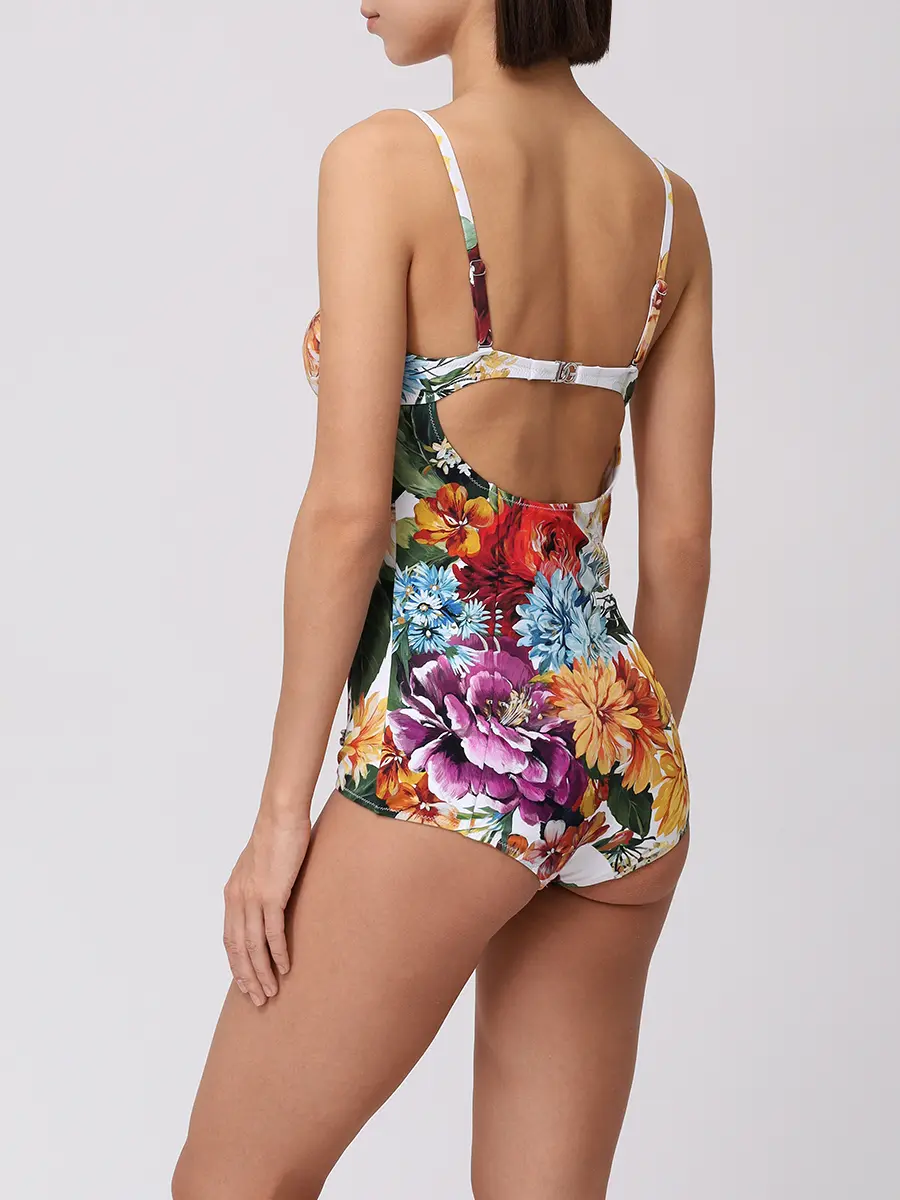 Купальник сплошной