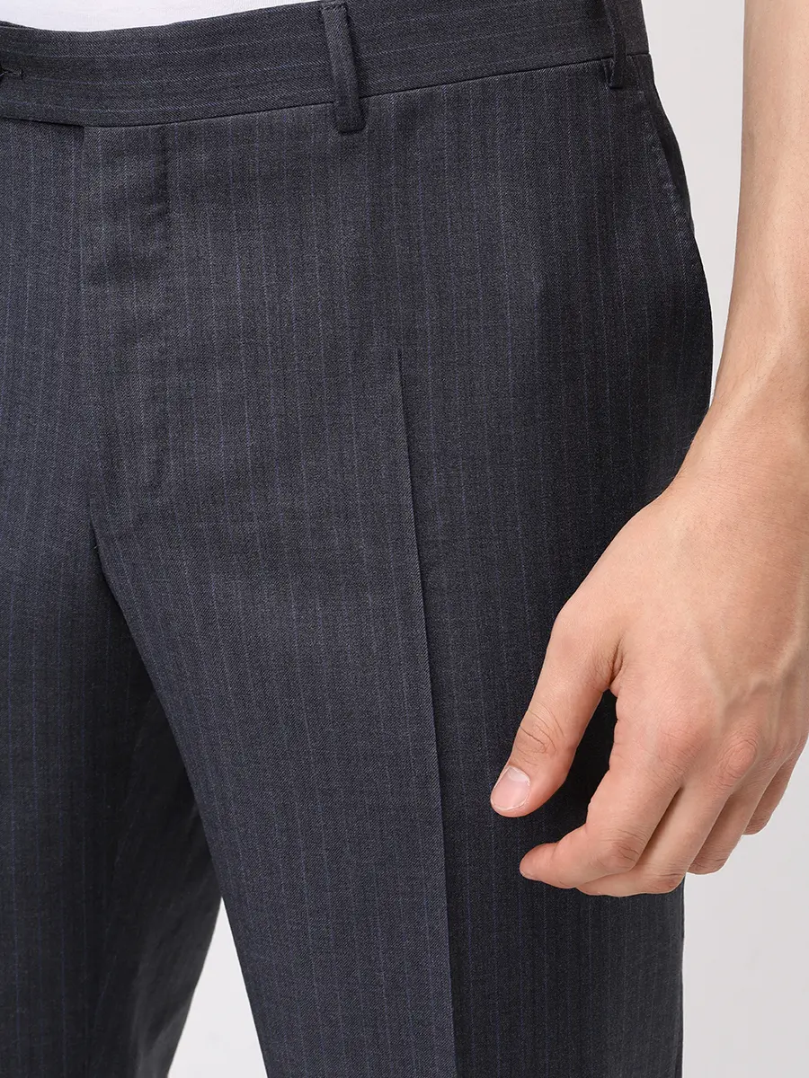 Костюм шерстяной