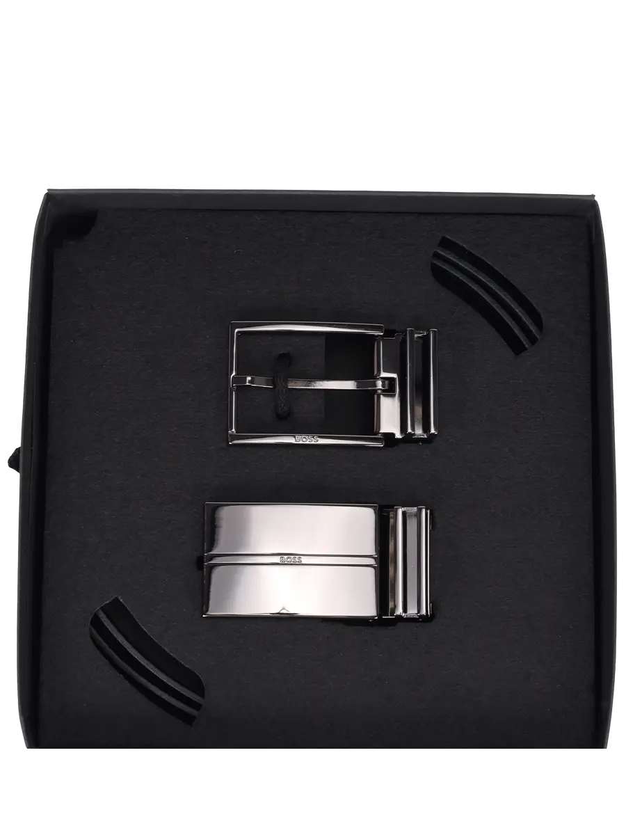 Ремень двусторонний кожаный с пряжками