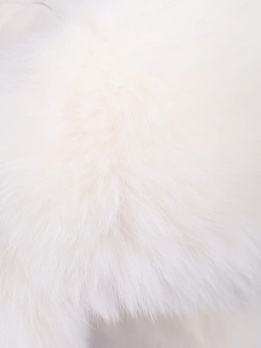 Шапка из меха лисы