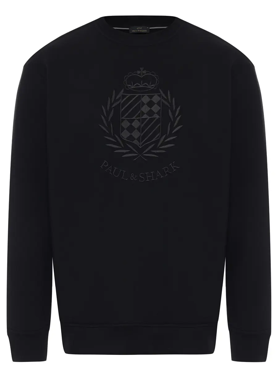 Толстовка с вышивкой