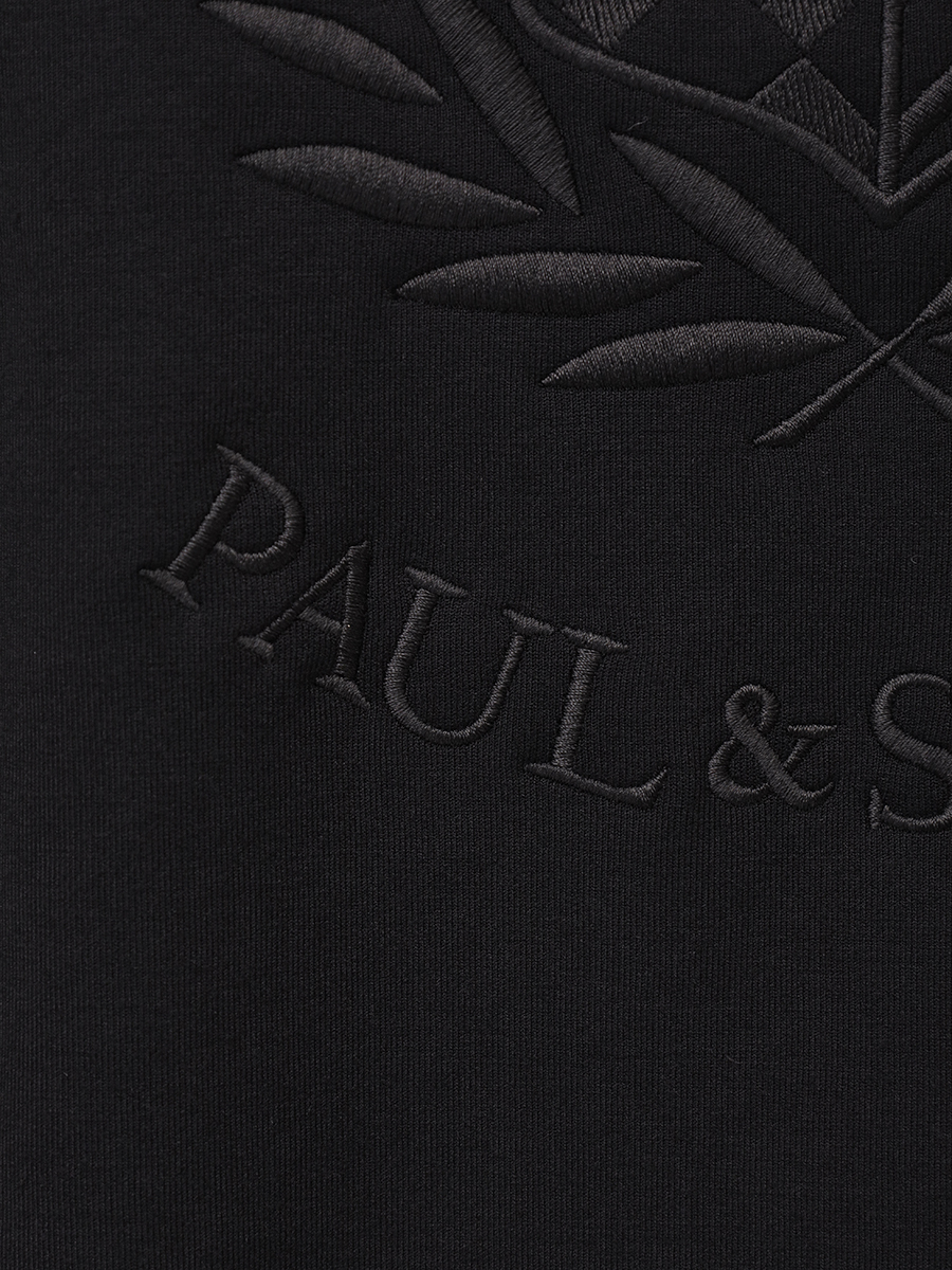 Толстовка с вышивкой