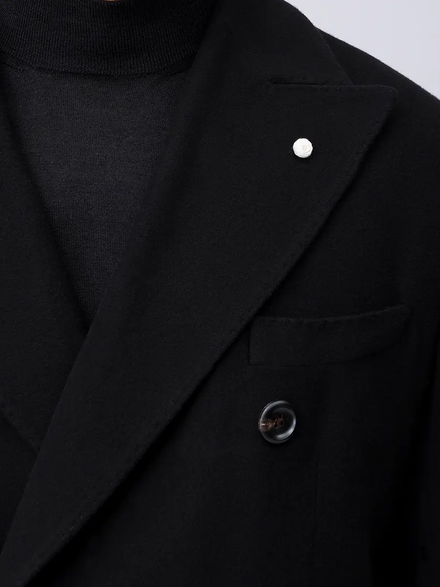 Пальто шерстяное