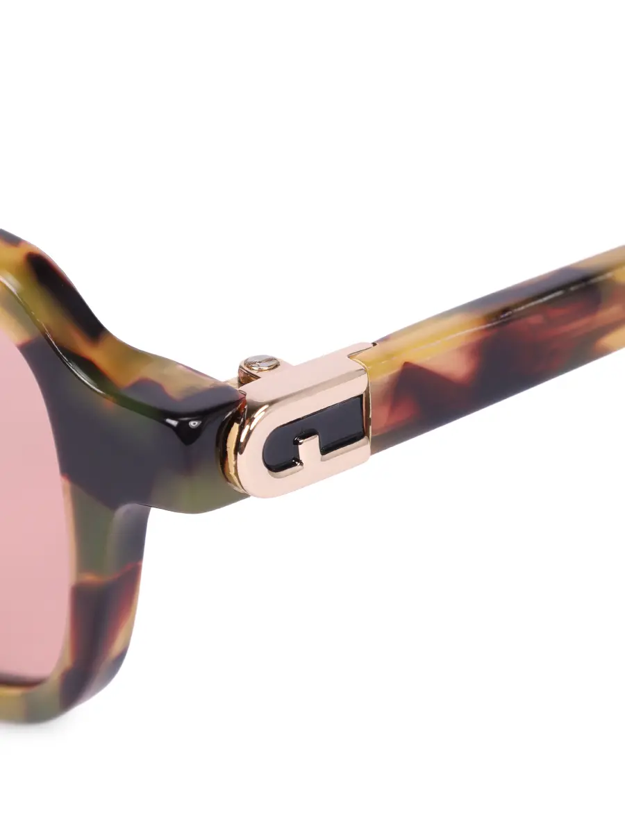 Очки солнцезащитные