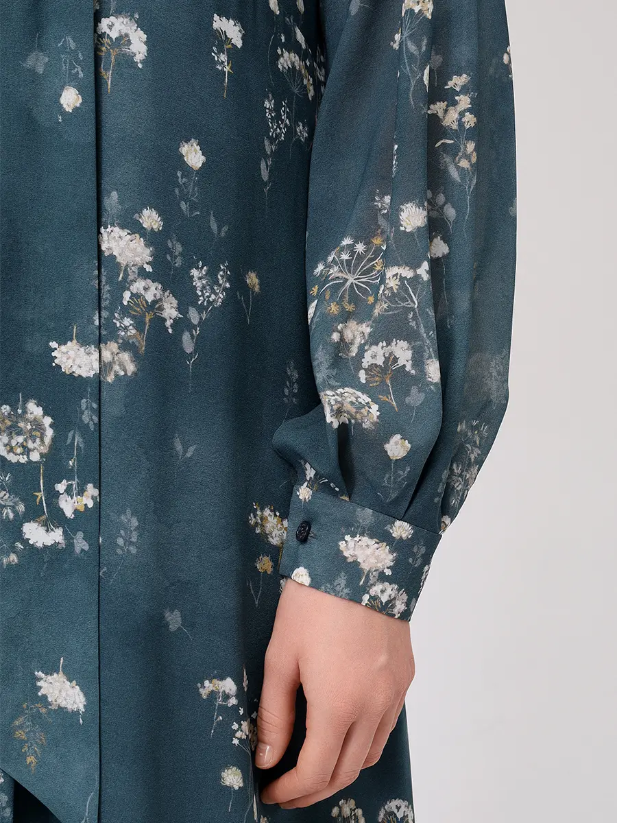 Платье шелковое