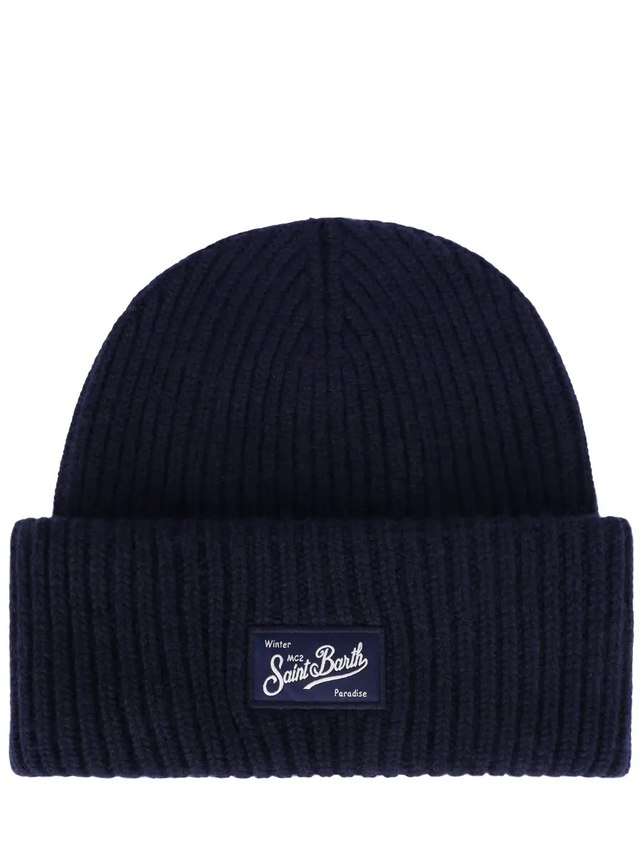 Шапка из шерсти и вискозы