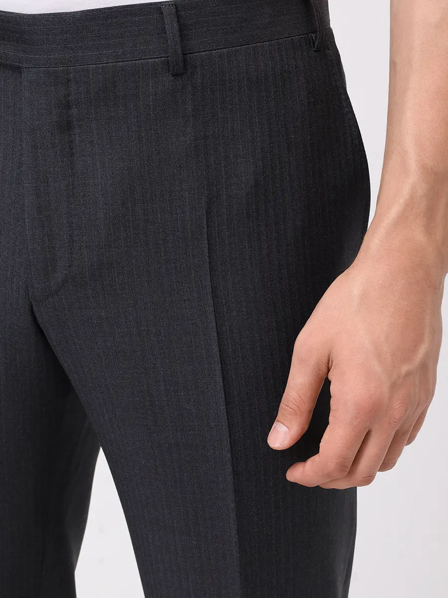 Костюм шерстяной