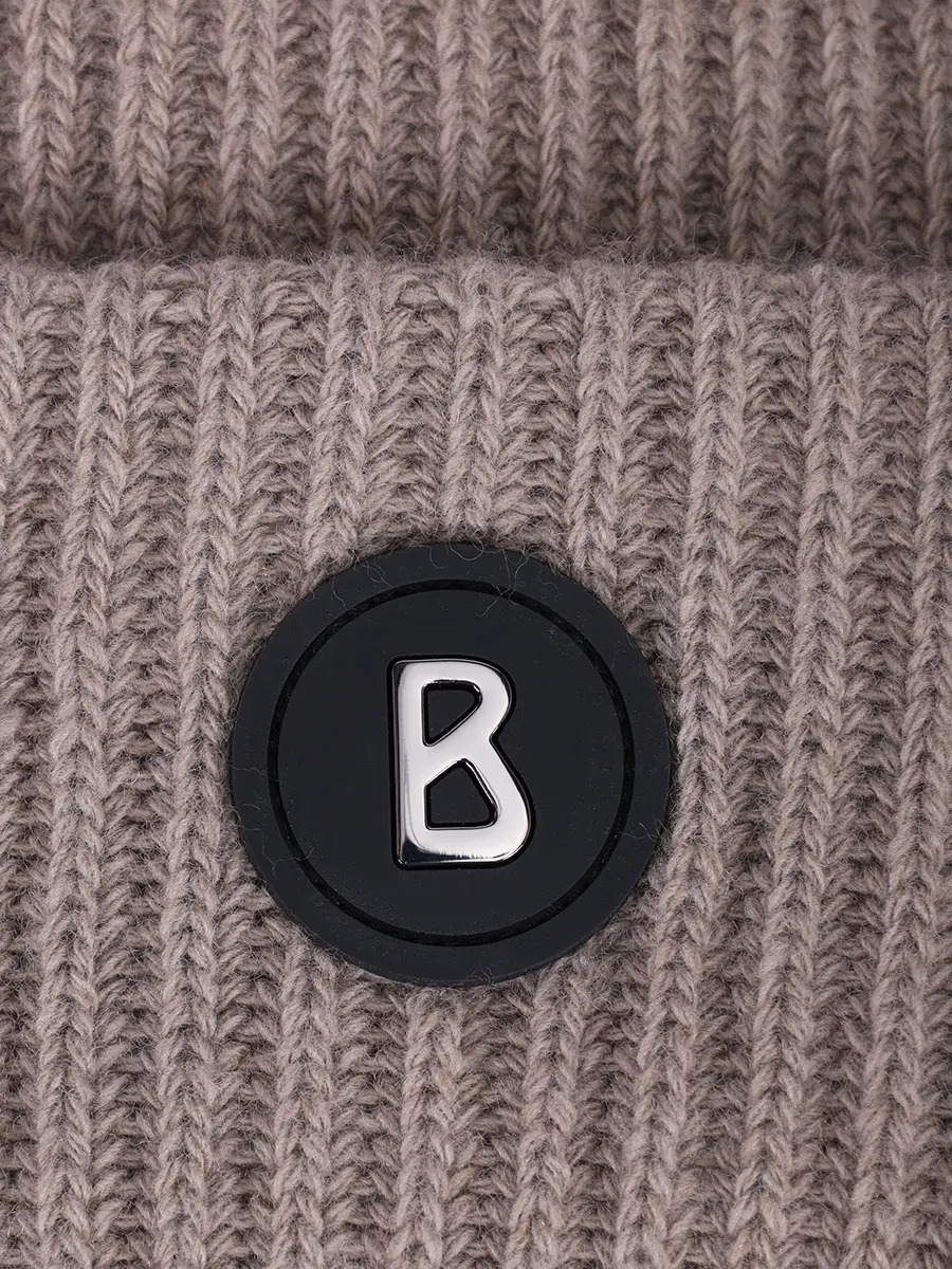 Шапка из шерсти и вискозы Gustav