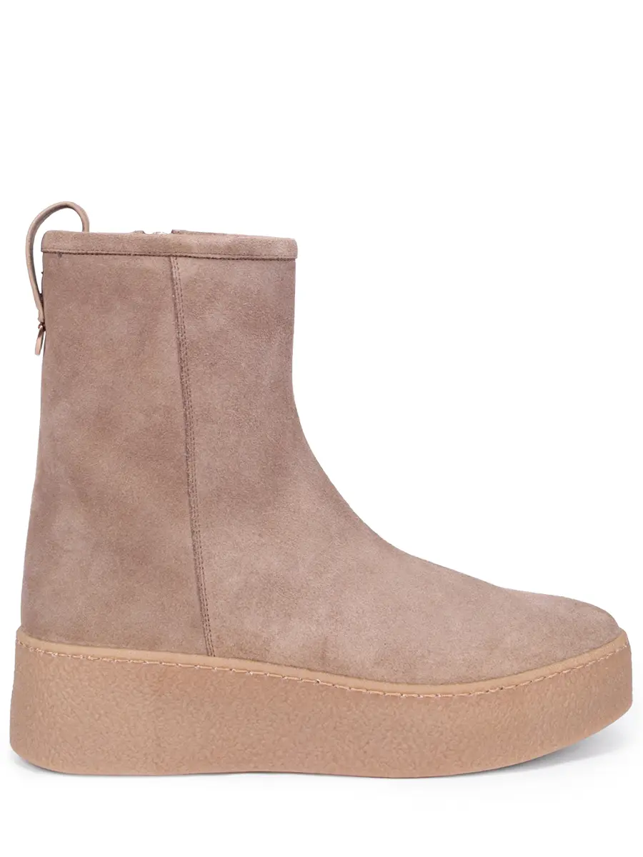 Ботинки замшевые