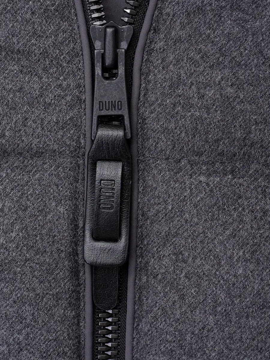 Пуховик стеганый