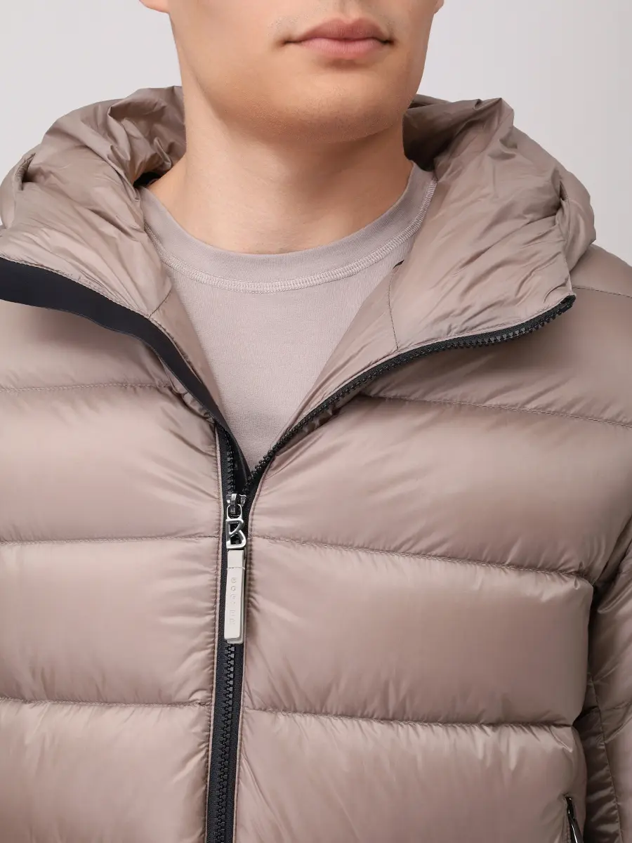 Пуховик стеганый Hugh