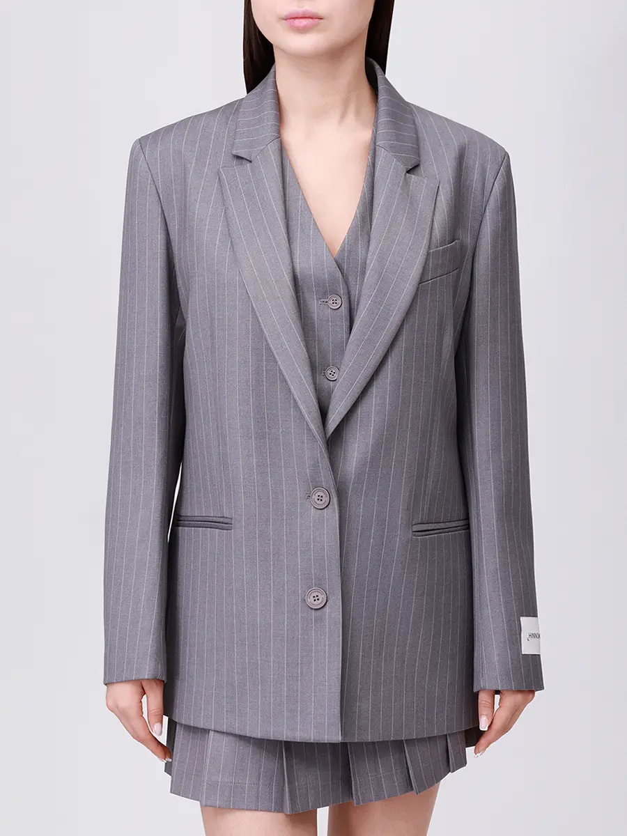 Пиджак в полоску