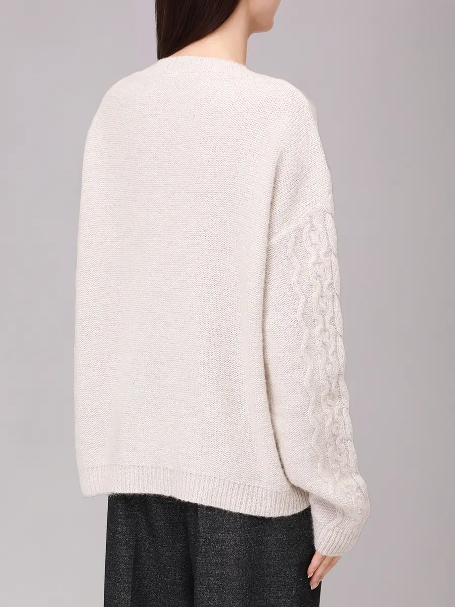 Пуловер шерстяной