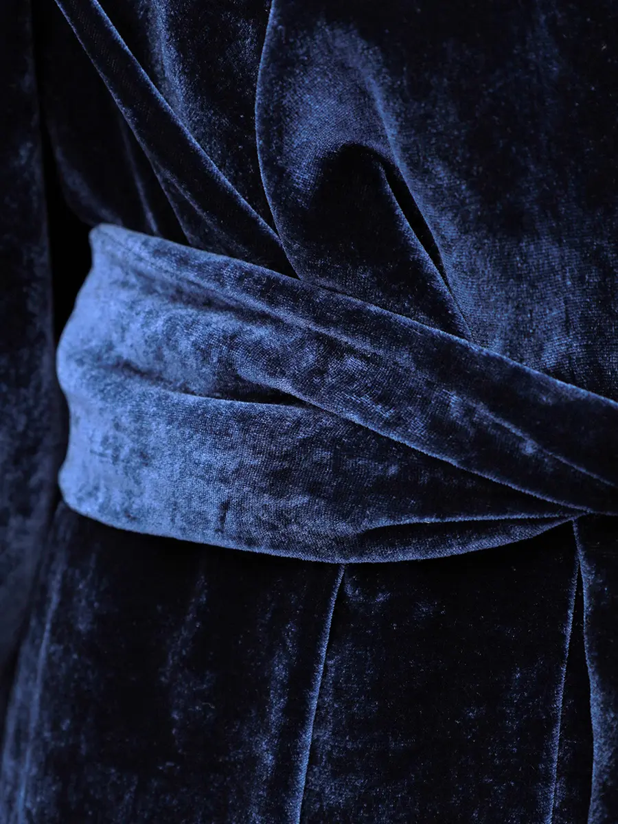 Платье бархатное