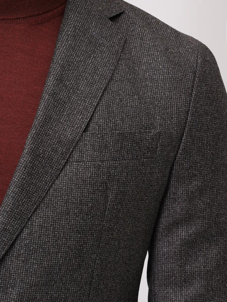 Пиджак шерстяной