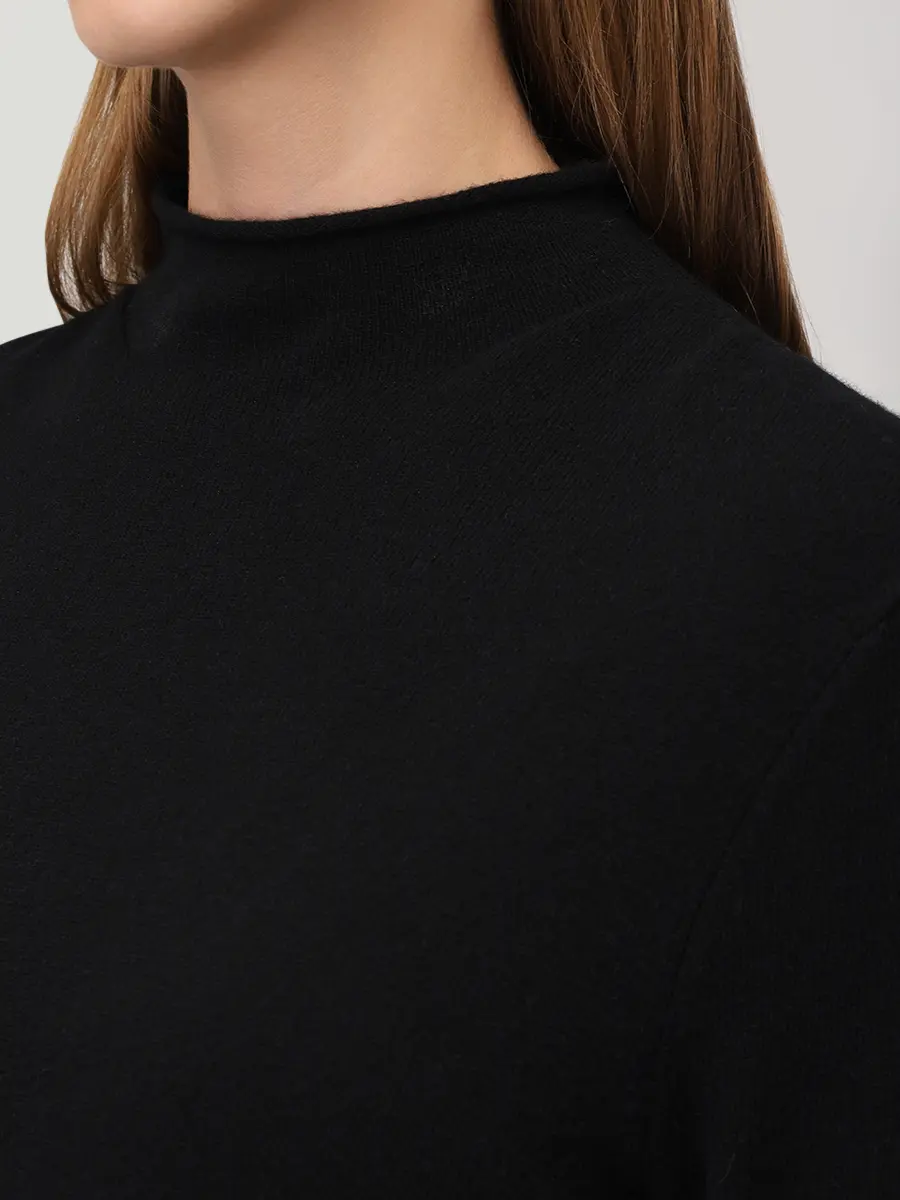 Платье шерстяное