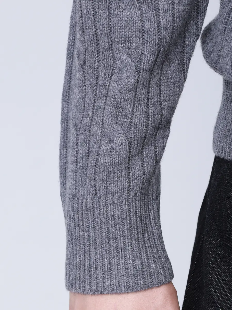 Джемпер шерстяной