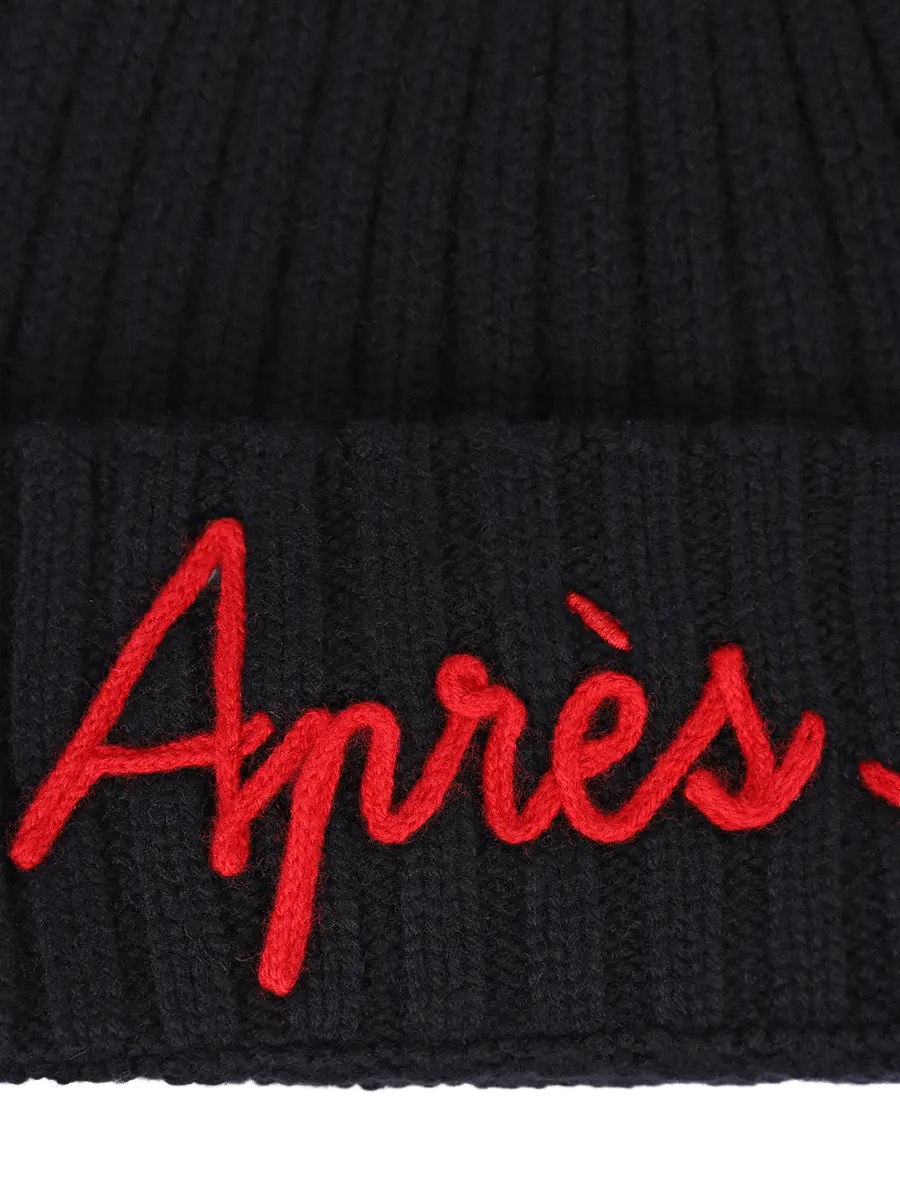 Шапка из шерсти и вискозы