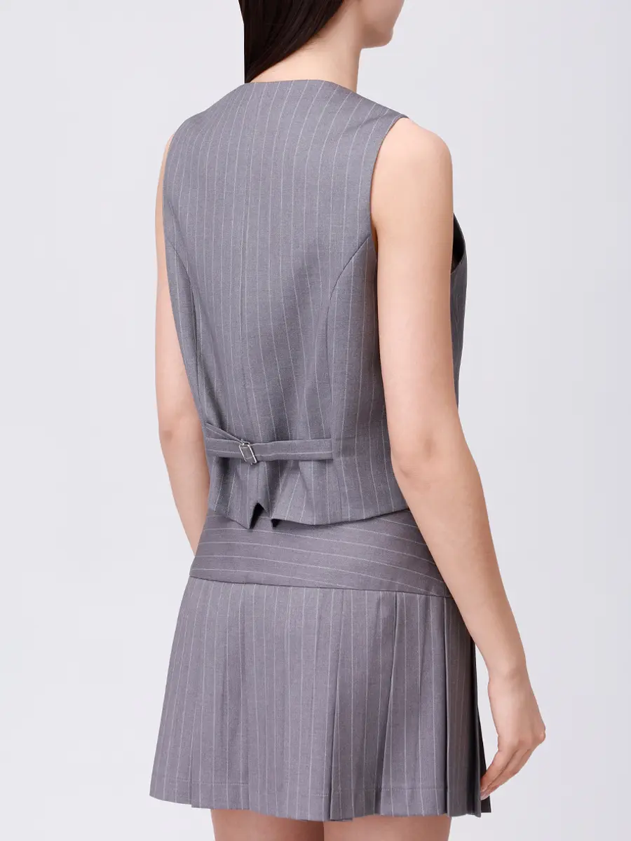 Жилет в полоску