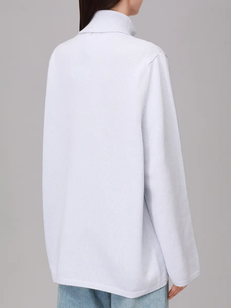 Свитер шерстяной