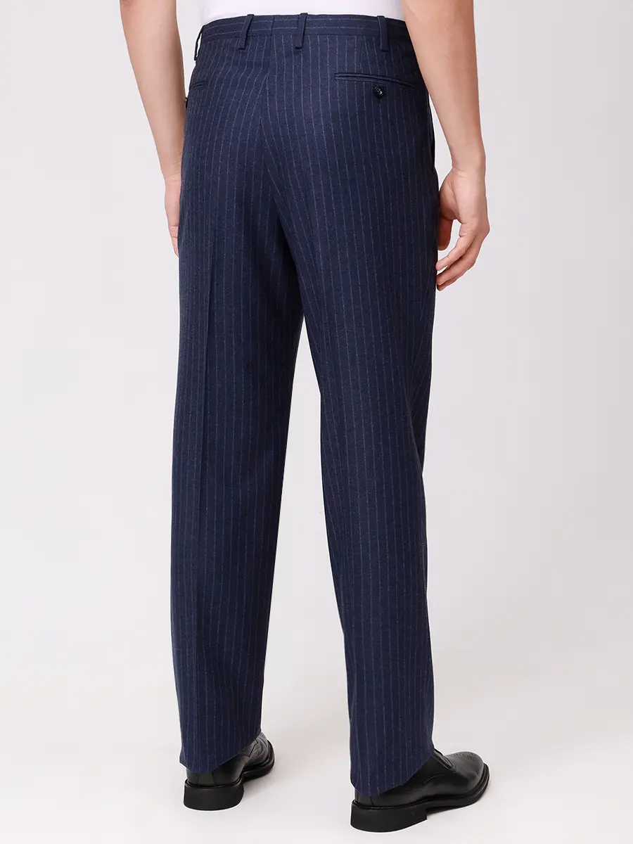 Костюм шерстяной