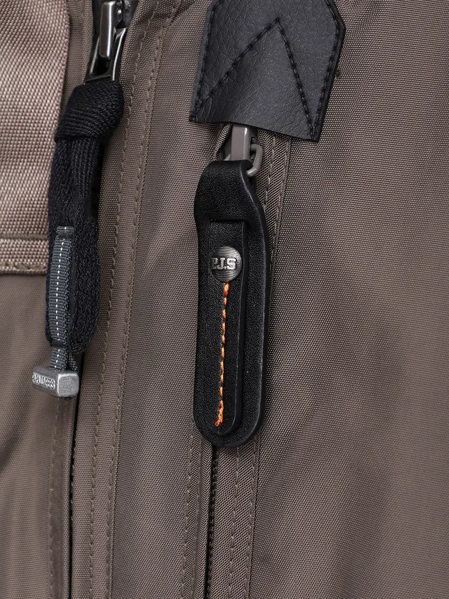 Куртка пуховая