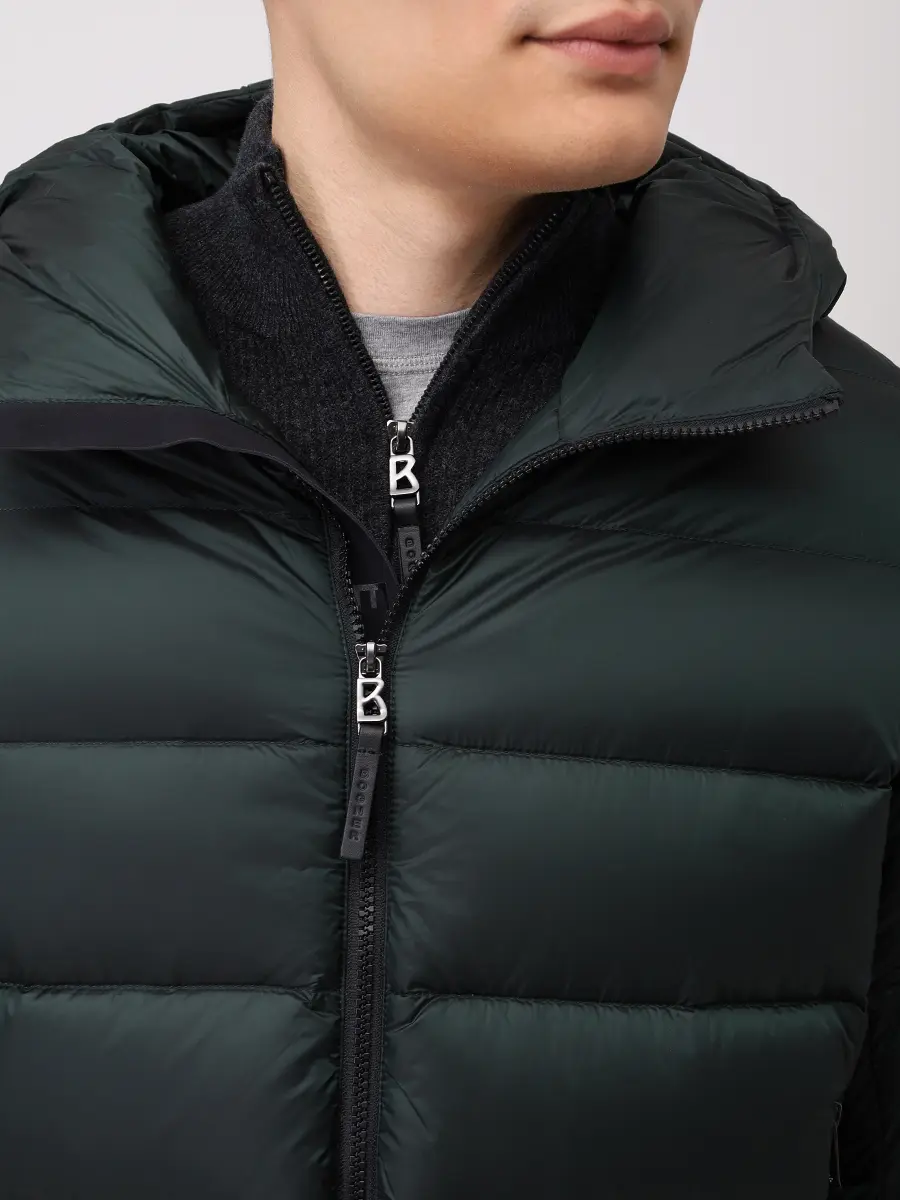 Пуховик стеганый Hugh