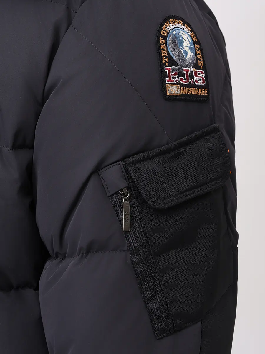 Куртка пуховая