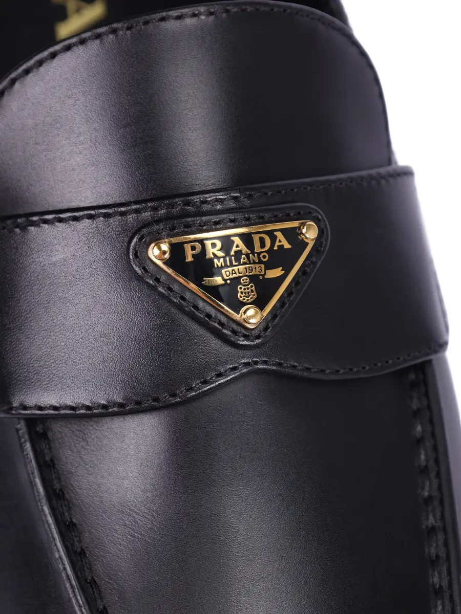 Лоферы кожаные