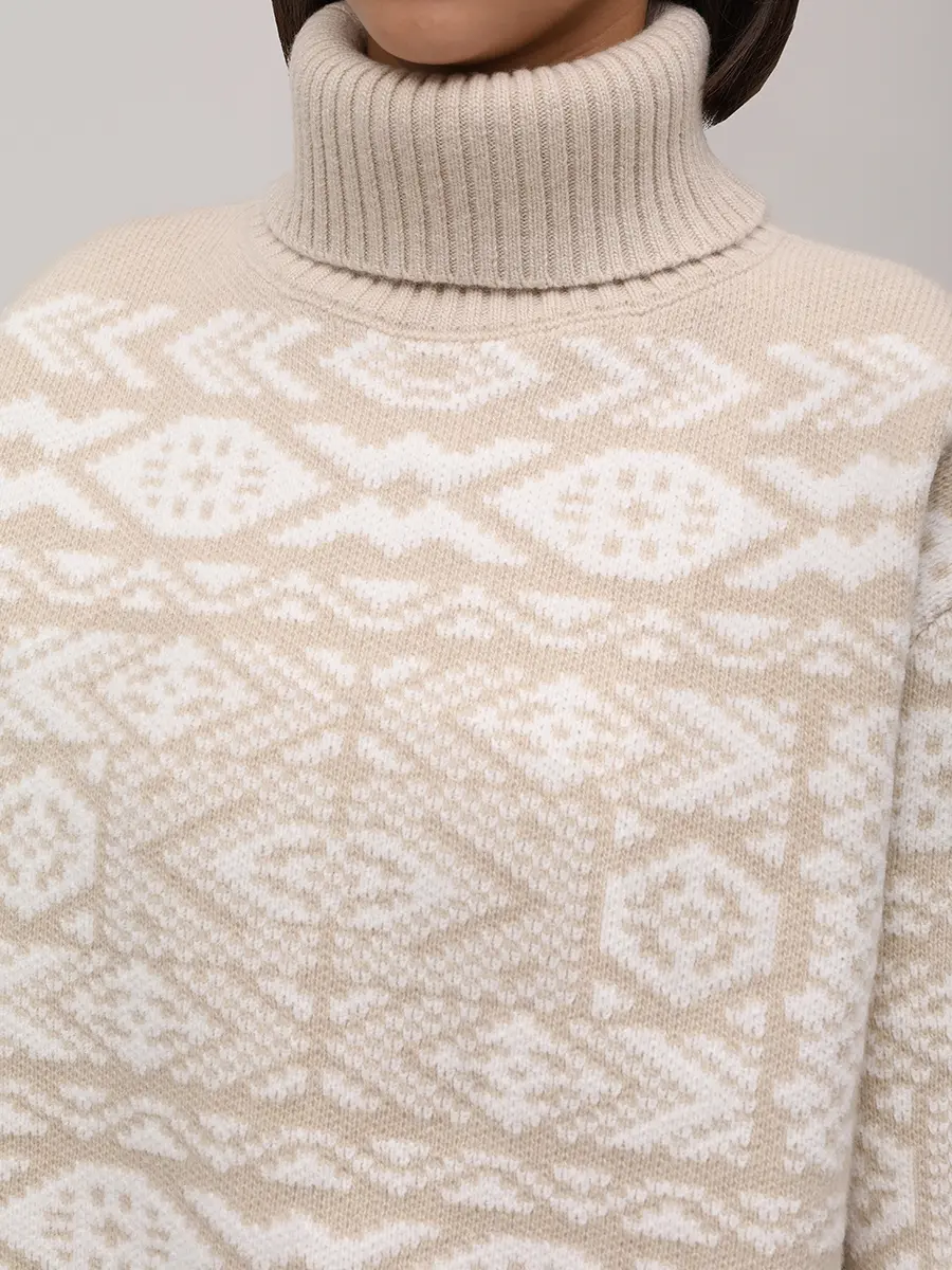 Свитер шерстяной Nadin