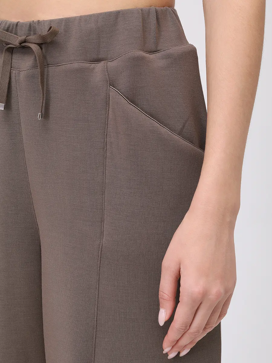 Брюки однотонные