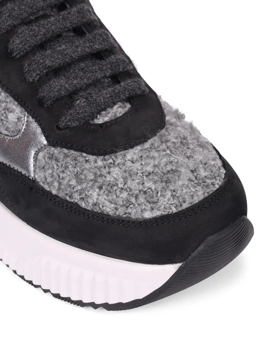 Кроссовки комбинированные