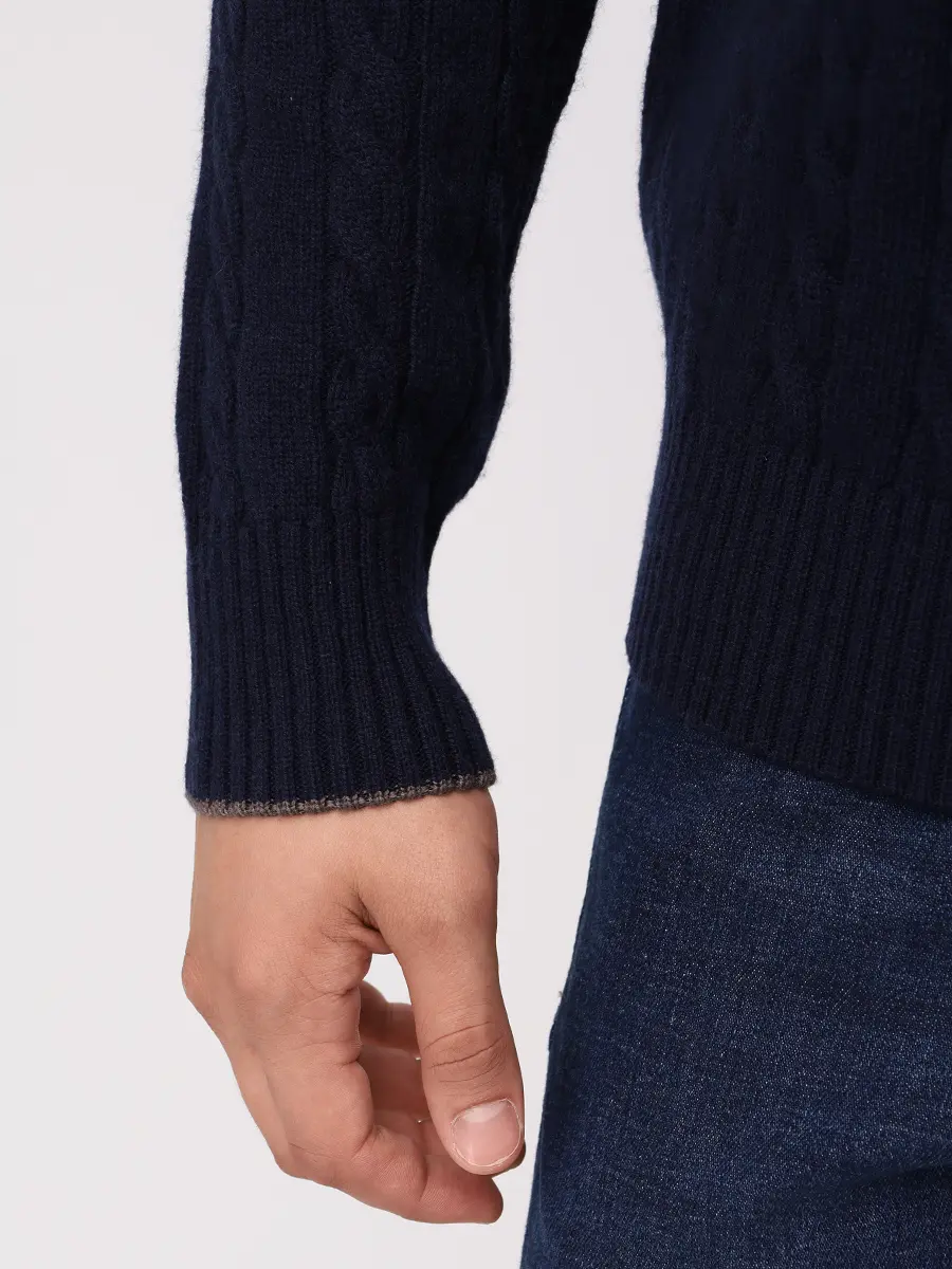 Джемпер шерстяной