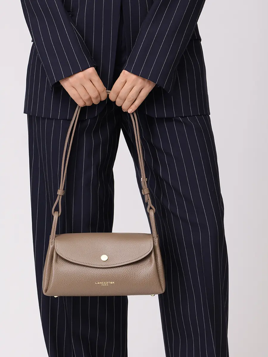 Сумка кожаная