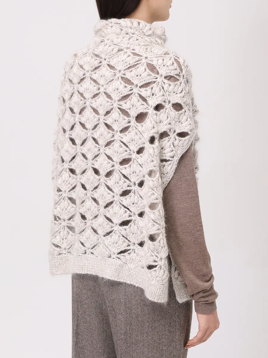 Жилет из мохера