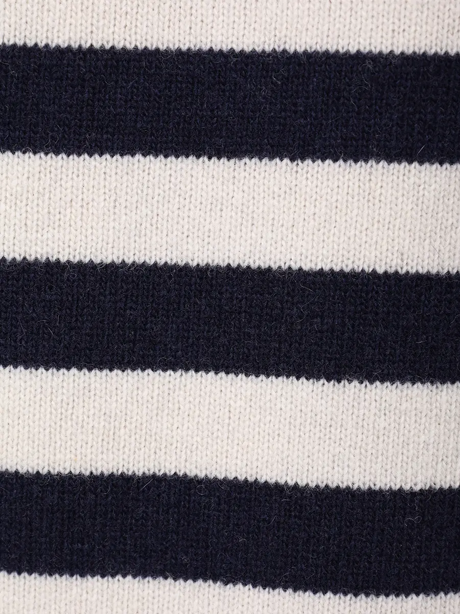 Джемпер шерстяной