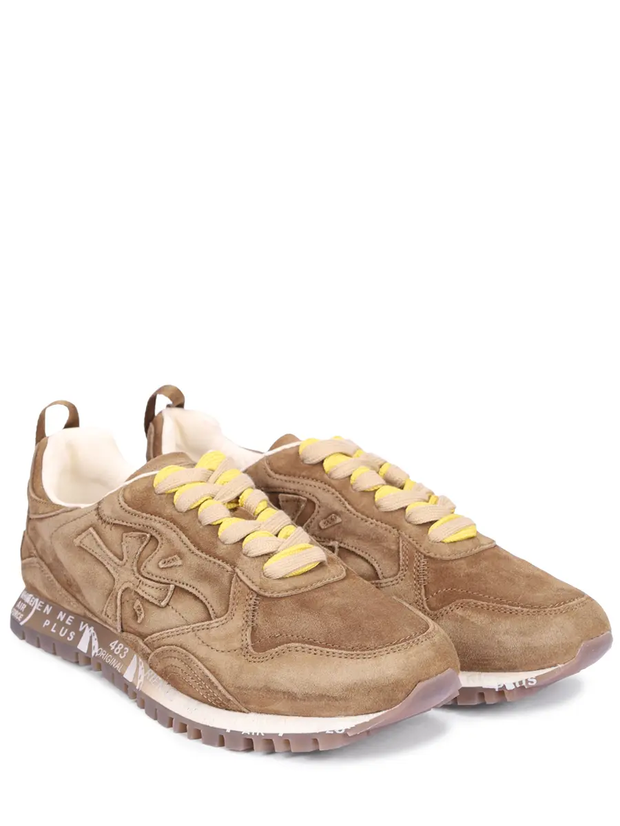 Кроссовки замшевые