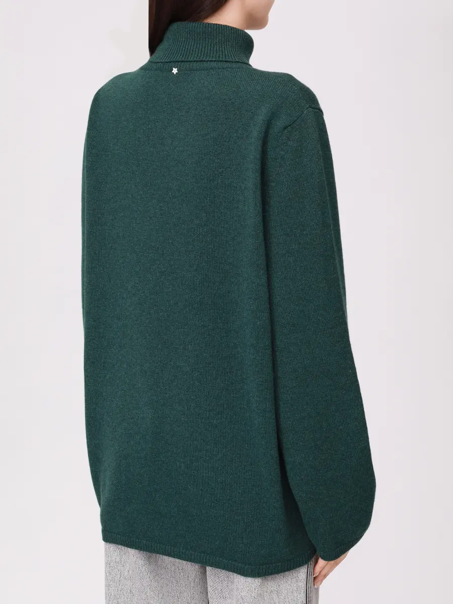 Свитер шерстяной