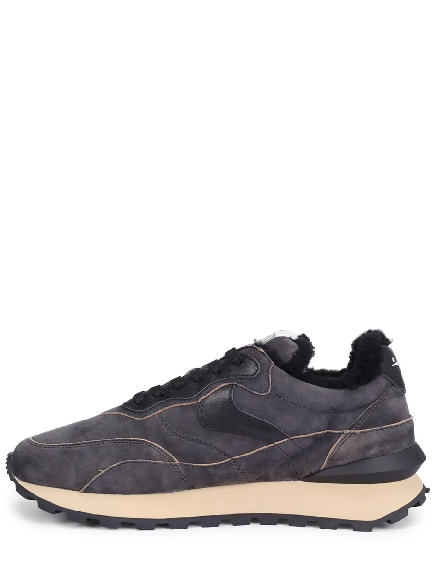 Кроссовки замшевые на меху