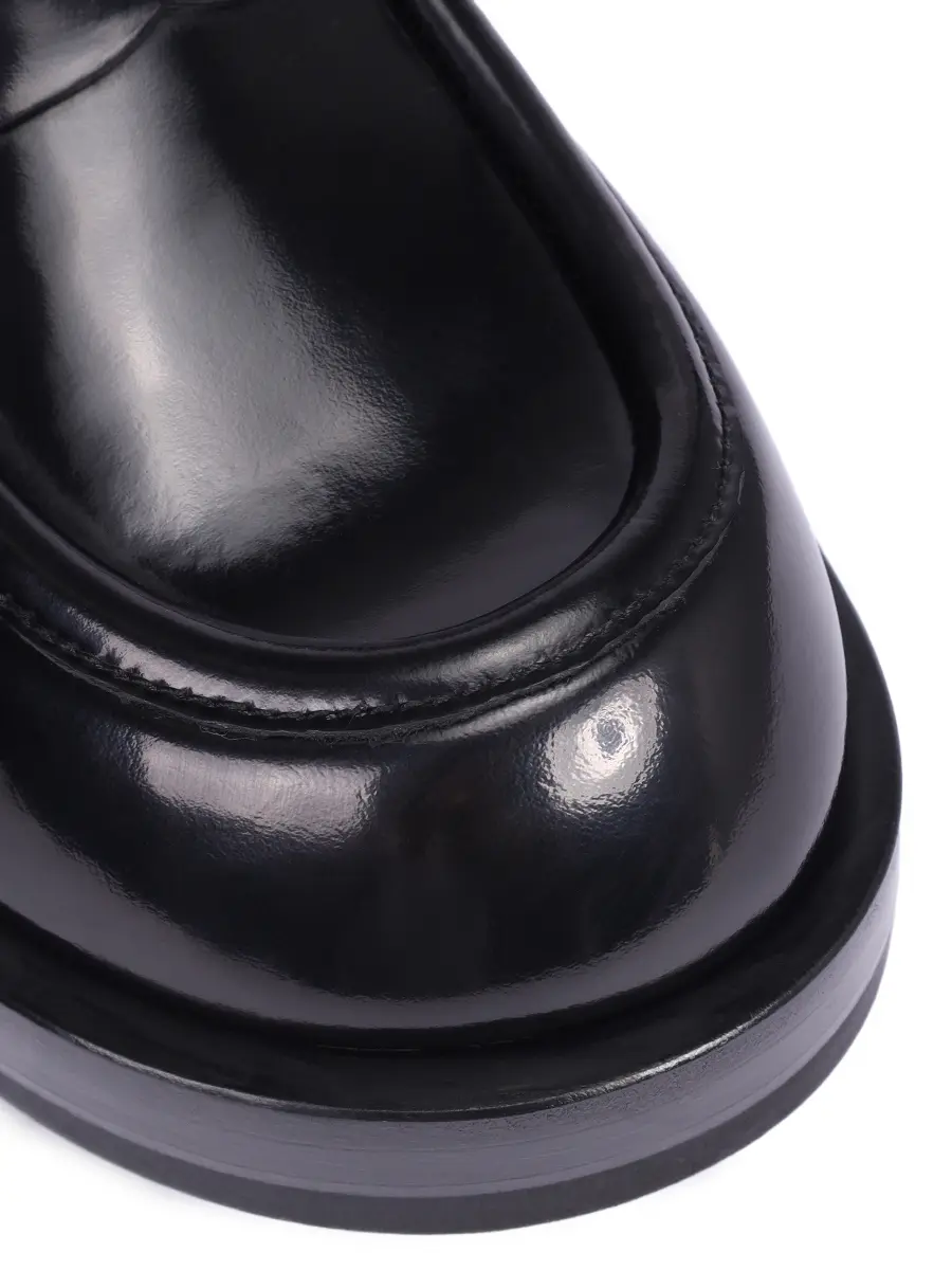 Лоферы кожаные Loren