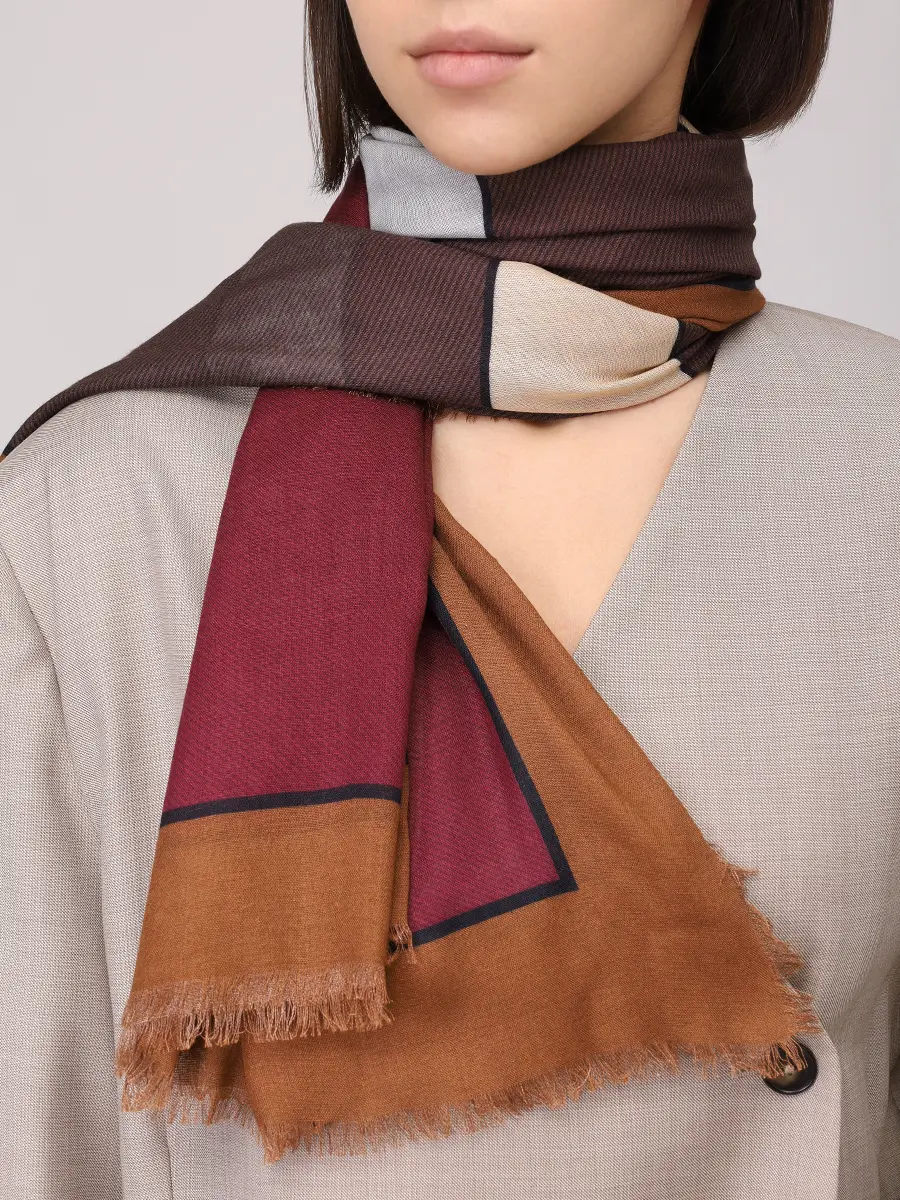 Платок из вискозы и шерсти